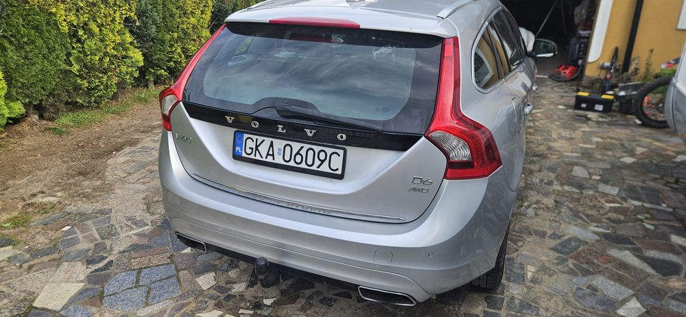 Volvo V60 D6 Plug-In Hybrid Lift 2013 Uszkodzony