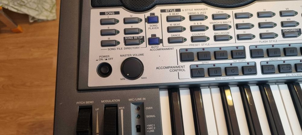Keyboard Yamaha PSR 9000