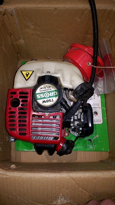 Двигун до кущоріза бензиновий