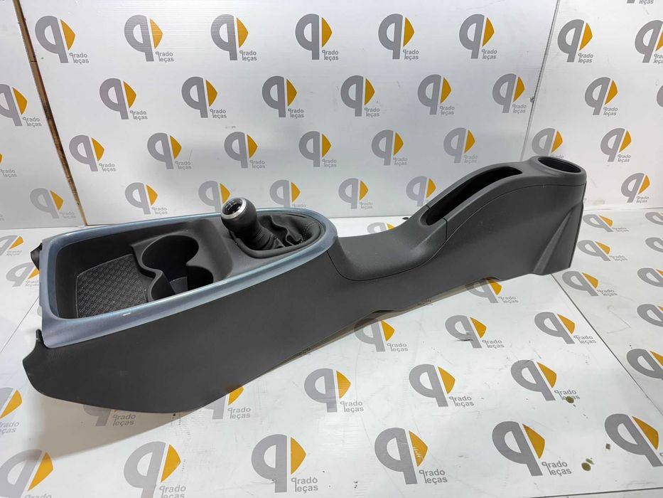 Consola central com moca Velocidades Toyota Aygo X 2022