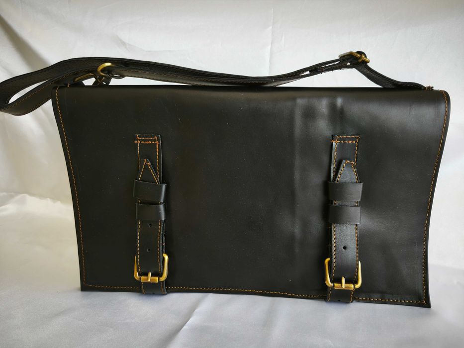 Estojo multiusos (maquilhagem, barbeiro)