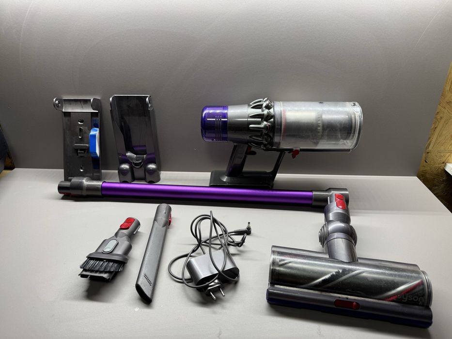 Dyson V11 odkurzacz pionowy bezworkowy