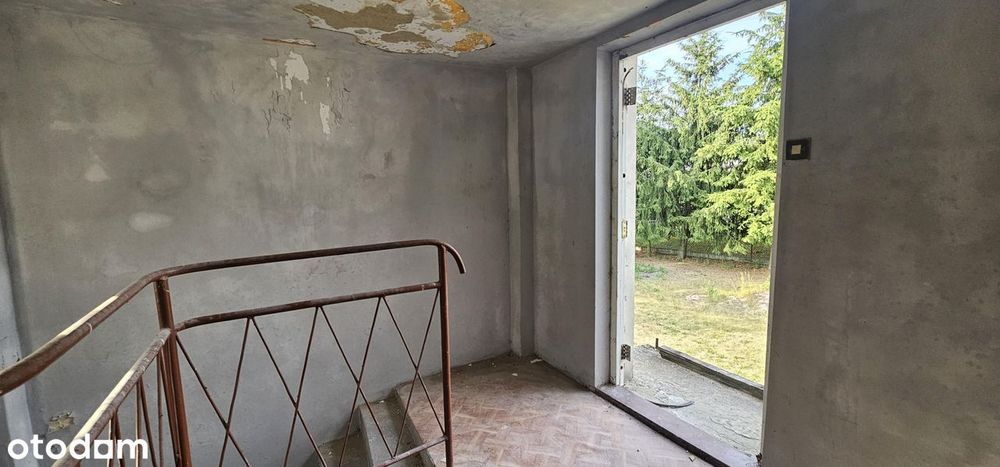 Dom z ogromnym potencjałem,9km od miasta, zielona kraina
