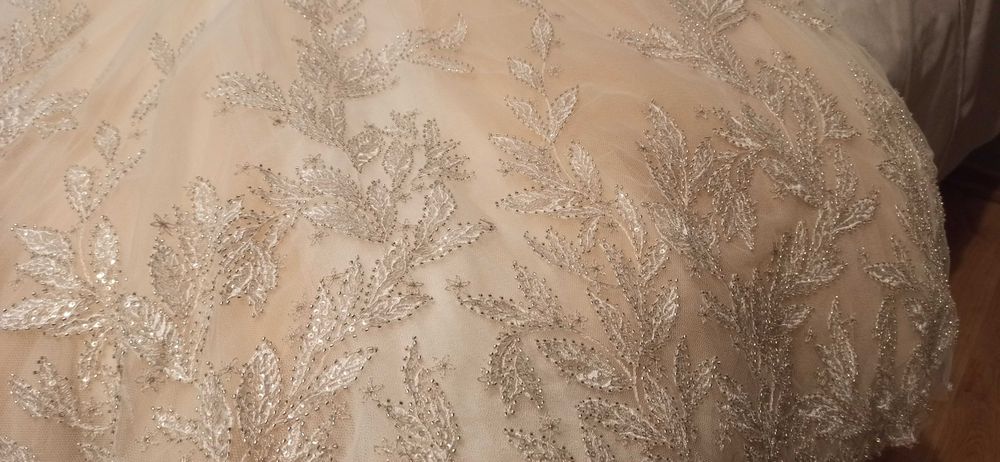 Sprzedam piękną suknię ślubną