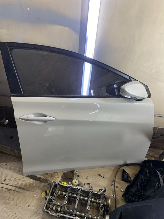 Двері елантра 2012 - 2016 р