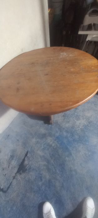 Mesa madeira redonda