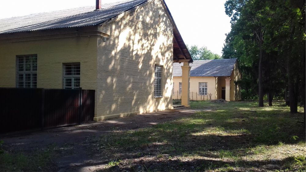 Продам діючу фвейну фабрику.