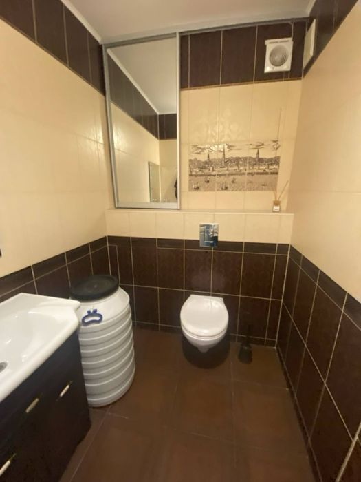 Оренда чудовоі  3к  квартири по вул Хорольська, 1А.