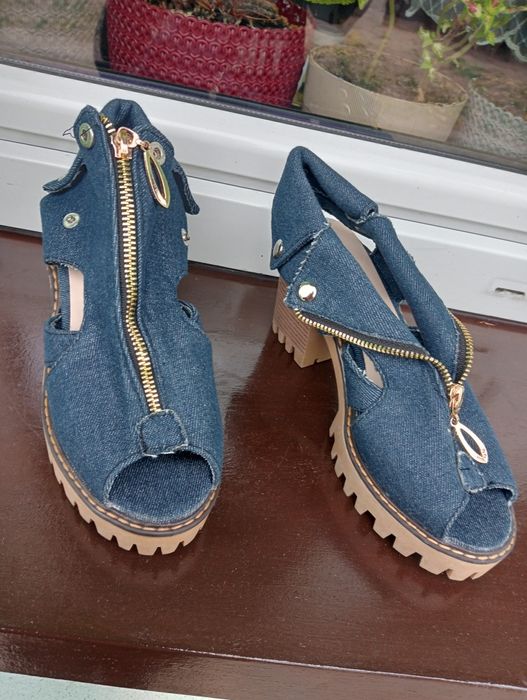 Buty damskie młodzieżowe dżinsowe