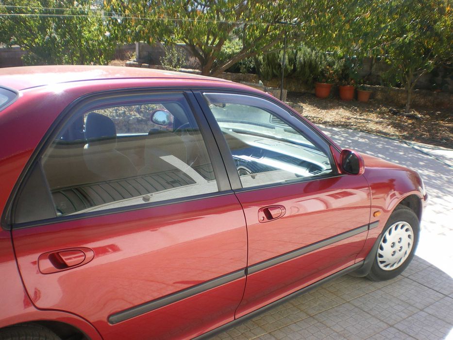Honda Civic 1.5 LSI com excelente mecânica