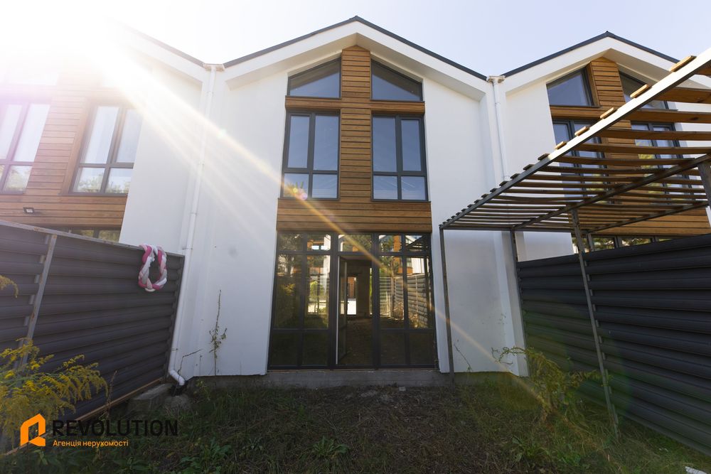 БЕЗ% Таунхаус 92 м2 с. Рожни КМ Prydesennya Eco Village