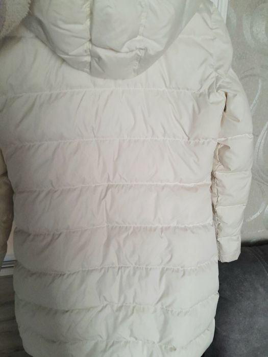 Пуховик жіночий Armani,пуховик xs,armani