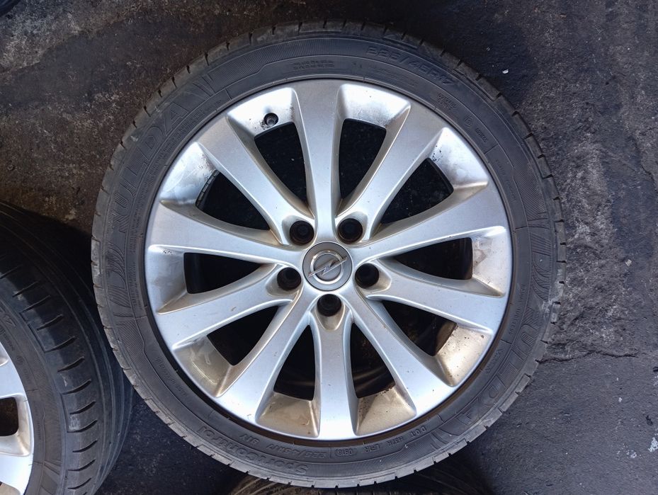 Felgi koła 7JX17 ET35 5x110 225/45/17 Opel Meriva B Astra itd.