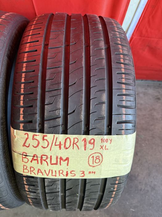 Pneus 255/40/19 Barum Impecaveis