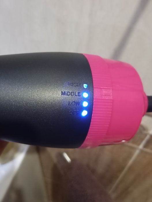 Escova Secadora e Modeladora de Cabelo