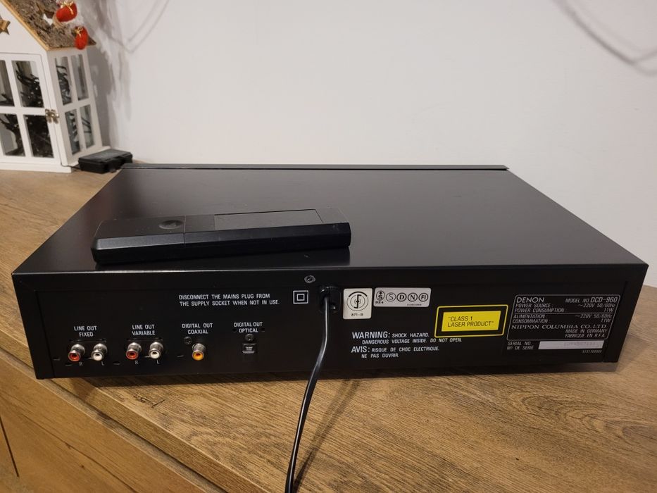 Denon DCD 960 - Odtwarzacz CD . Płyty Kasety DVD . Sprzęt AV .