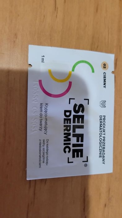 SelfieDermic krem kryjąco-matujacy