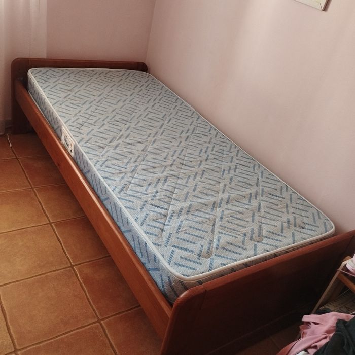 Cama de solteiro
