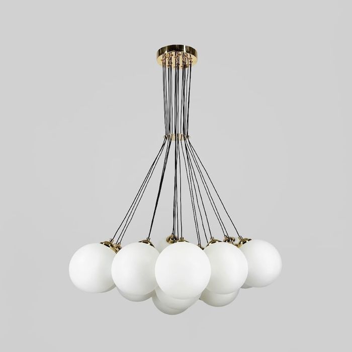 Підвісна люстра на плафонах стильна люстра