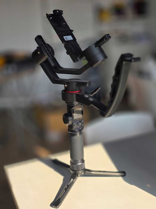 Gimbal FeiyuTech AK2000 – Excelente estado + 2 carregadores