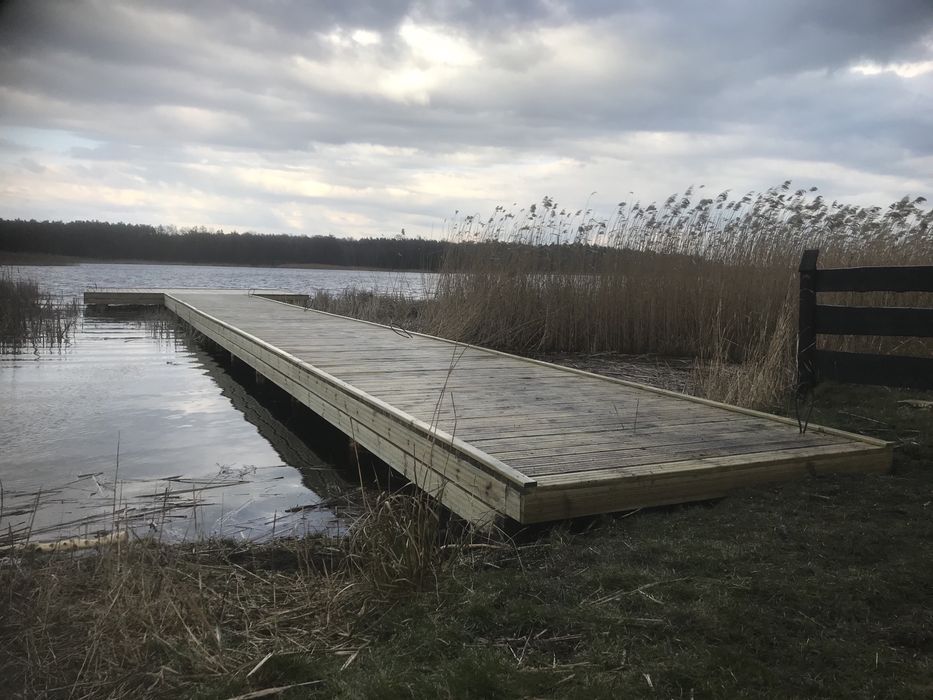 Budowa pomostów stałych – drewno, stal, Y-bomy