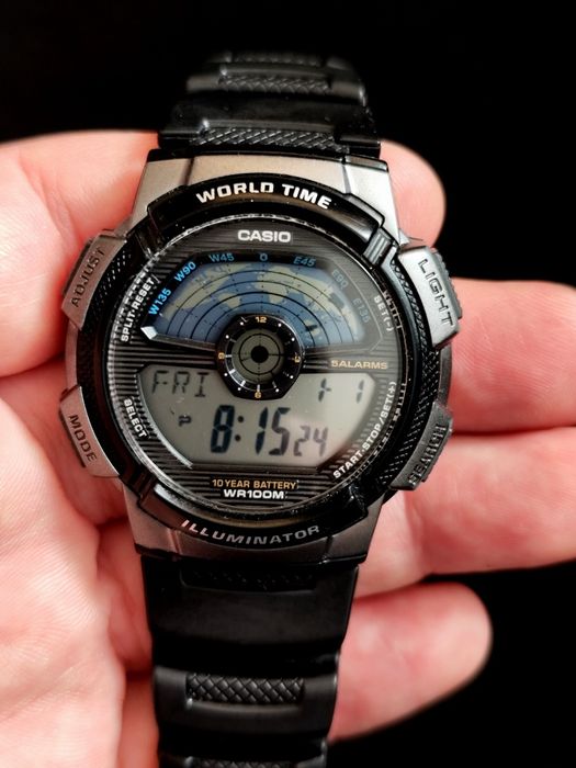 Sprzedam zegarek Casio AE1100W