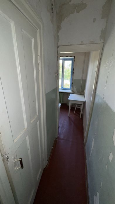 Продаю 3 ккв в Чугуеве ( Авиатор ) возле школы