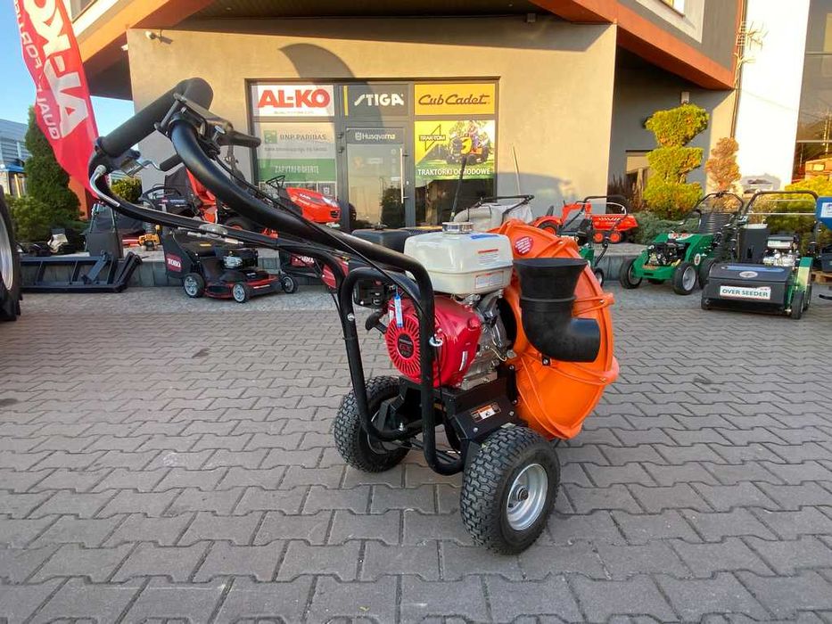 Dmuchawa do liści z napędem Billy Goat F1302SPH