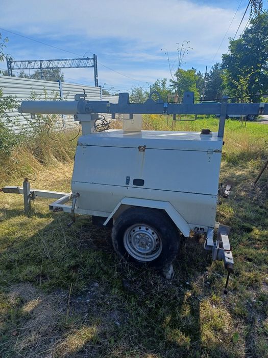 Agregat prądotwórczy 7kv z masztem oświetleniowym