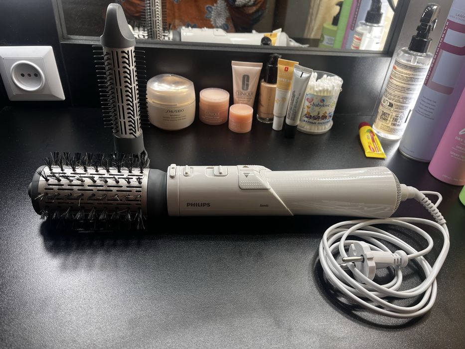 Phillips BHA710/00 фен браш щетка