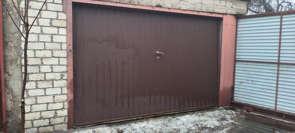 Ворота гаражные  из профнастила