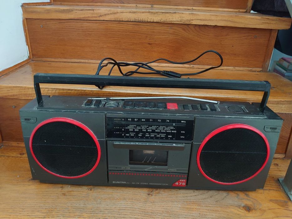 Radiomagnetofon UNITRA jamnik retro