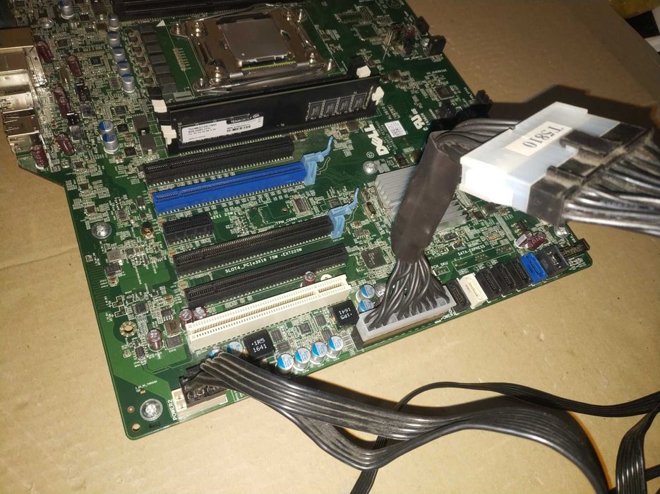 ‼️Комплект: Xeon E5-1620 v4 3,80 GHz 4/8 ядер, Dell T5810, 8GB DDR 4‼️