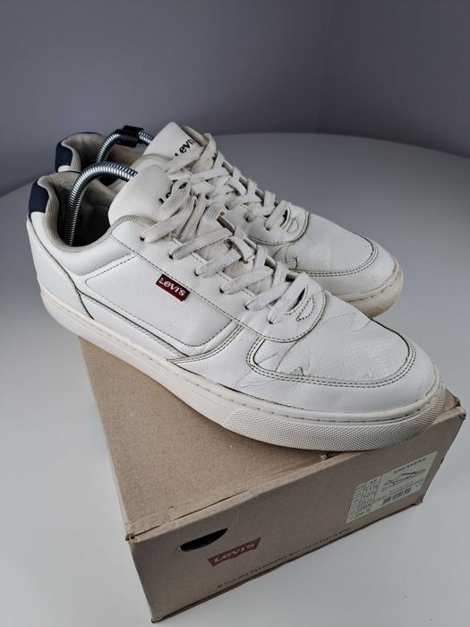 Białe męskie sneakersy/trampki Levi's Liam r. 45 ( 28 cm)A89