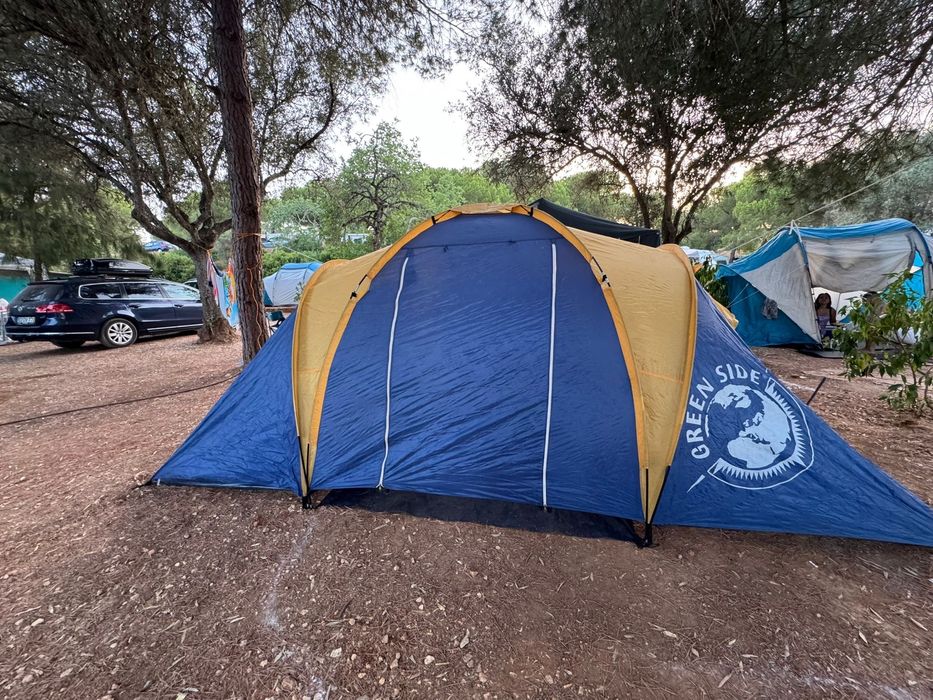 Tenda familiar 2 quartos e corredor