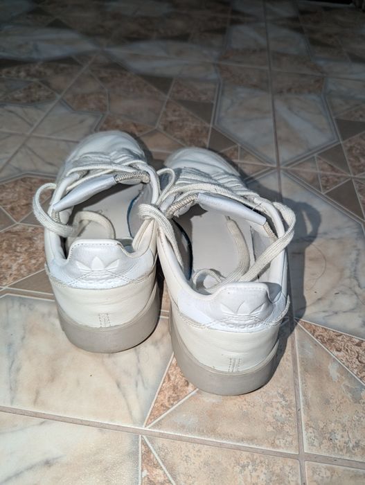 Кросівки Adidas Supercourt 39