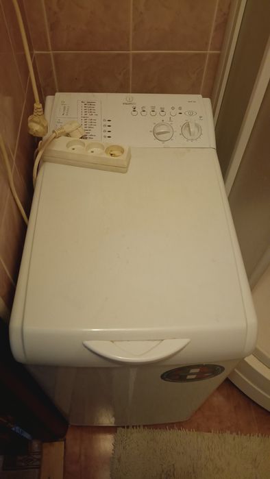 Пральна машина  indesit