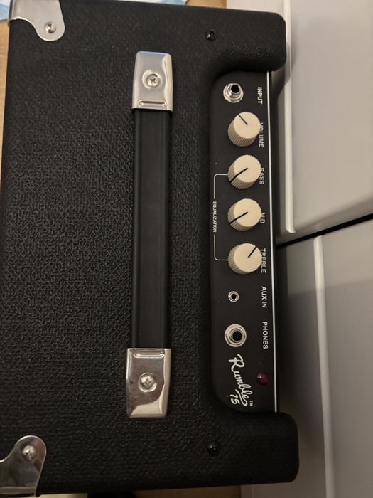 Bass Squier precision