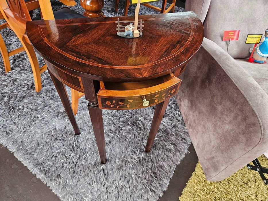 Mesa de apoio, Restaurada
