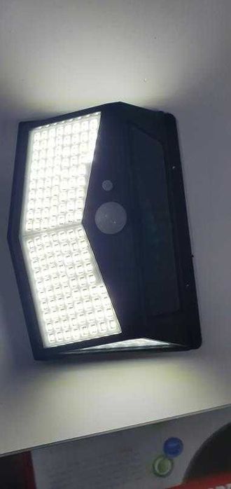 Lampa 212 led solarna ogrodowa wodoszczelna czujnik zmierzchu i ruchu