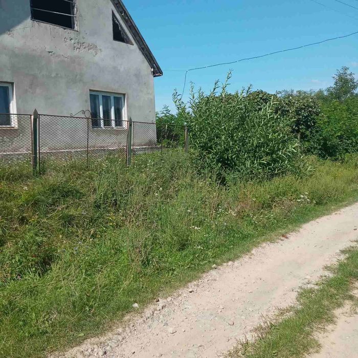 Продам будинок м.Мукачево село Яблунево