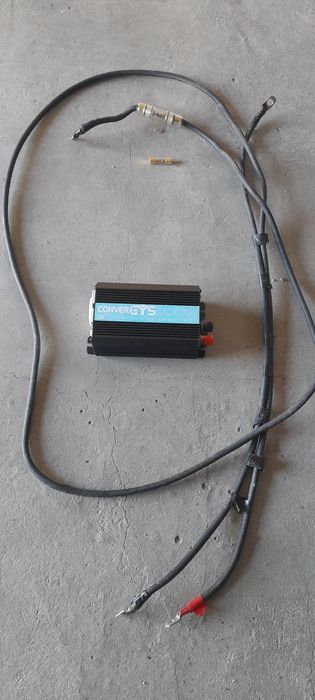 Inversor  GYS  para  Autocarabana