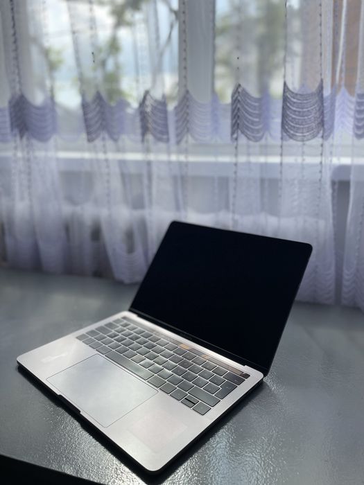 MacBook Pro 2016/512/8гб