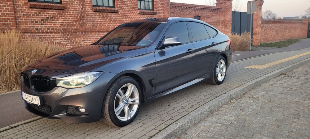 BMW F 34.  330i Gran Turismo