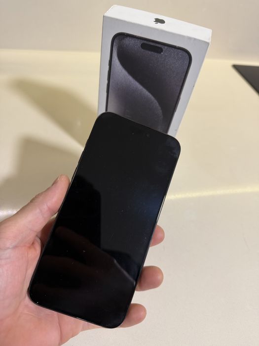 Iphone 15 Pro Max 256 + capinha +caixa