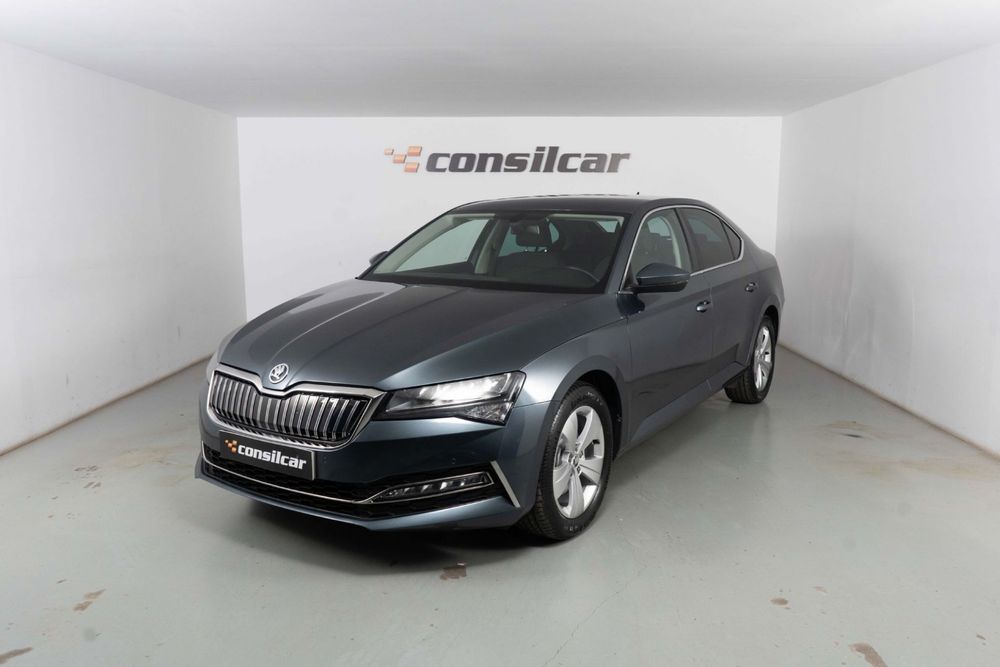 Skoda Superb 1.4 TSI iV Style DSG