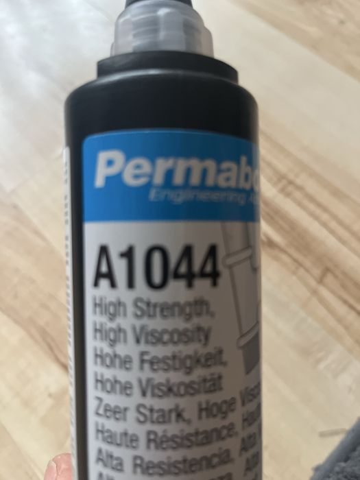 klej i uszczelnienia