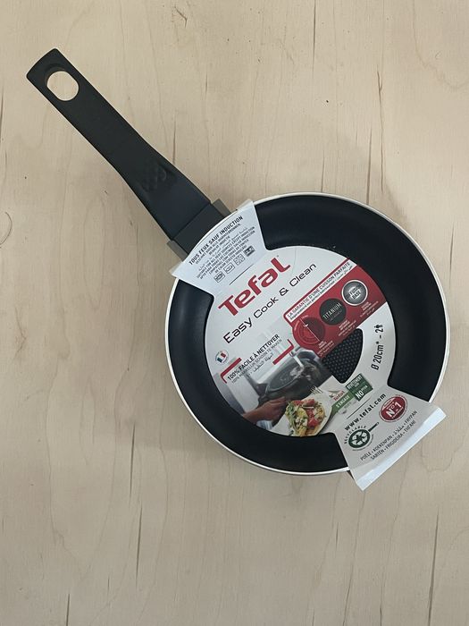 Patelnia tefal 20 cm