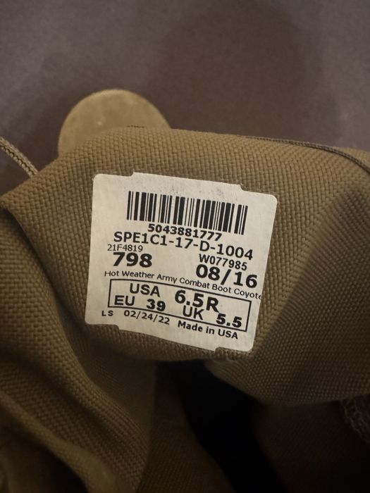 Продам нові берци фірми «Vibram” розмір 39.