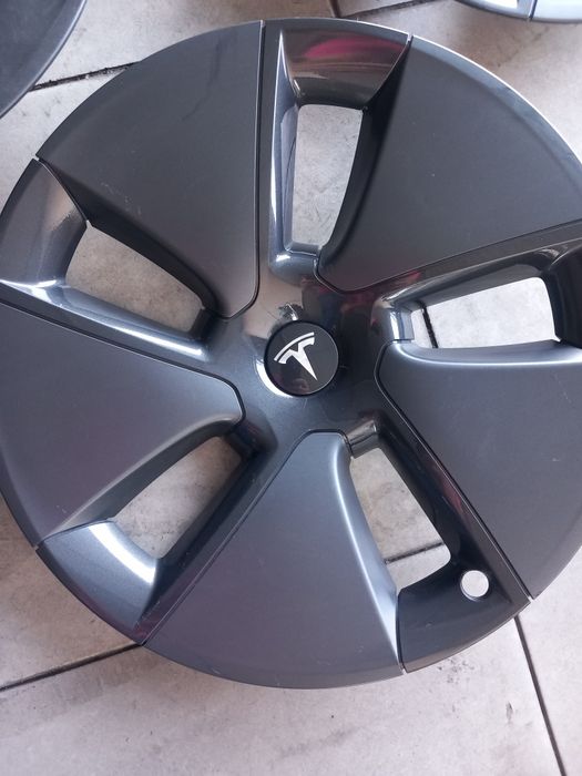Tampões do tesla model 3